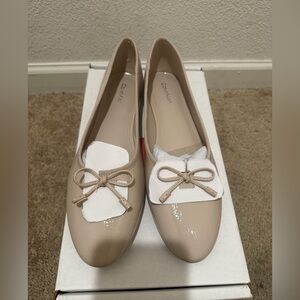 Calvin Klein Women's Tan Patent Loafers